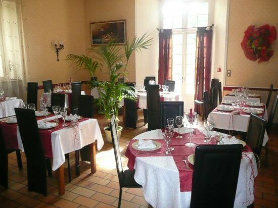 Relais du Chapeau Rouge
