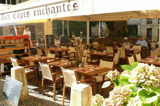 Aux Cêpes Enchantés