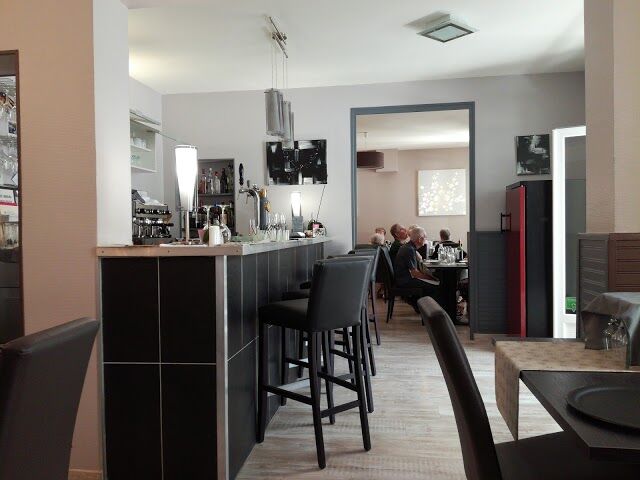 Le Saillans
