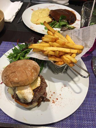 Novotel Café