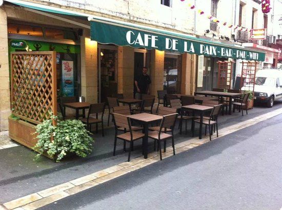 Cafe de la Paix