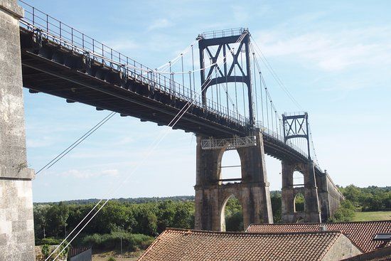 Pont Suspendu Tonnay-Charente