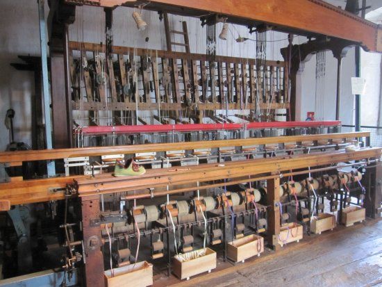 Musée des Tisserands et de la Pantoufle charentaise