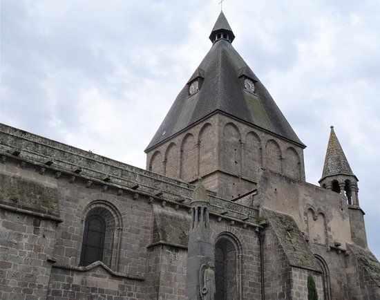 la collégiale Saint-Pierre du Dorat