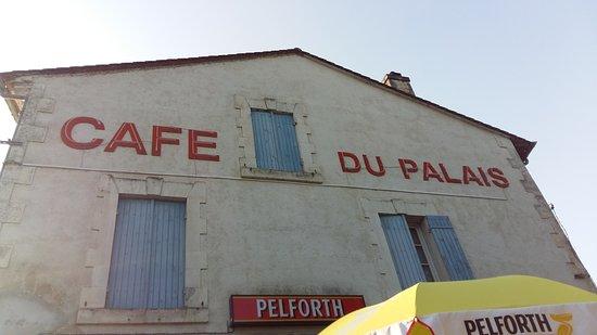 Cafe Du Palais