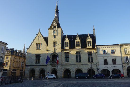 la place Abel Surchamp