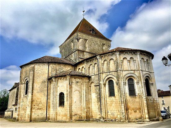 l'Eglise Saint-Maurice la Clouère