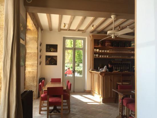 Cafe Mere Poule
