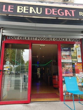 Le Beau Dégat