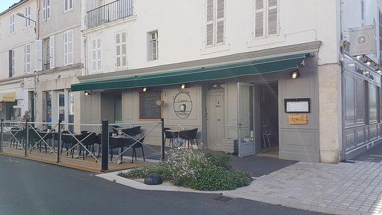 Les Béatilles
