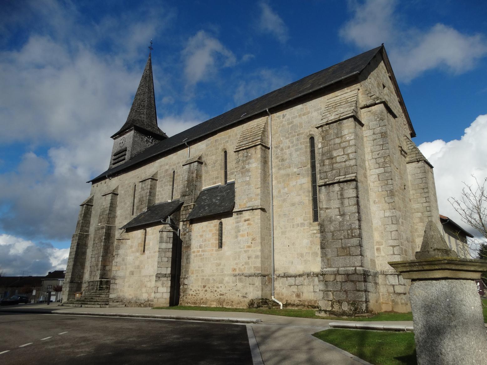 église de l'Ordination-de-Saint-Martin de Bujaleuf