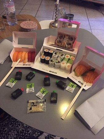 Lady Sushi