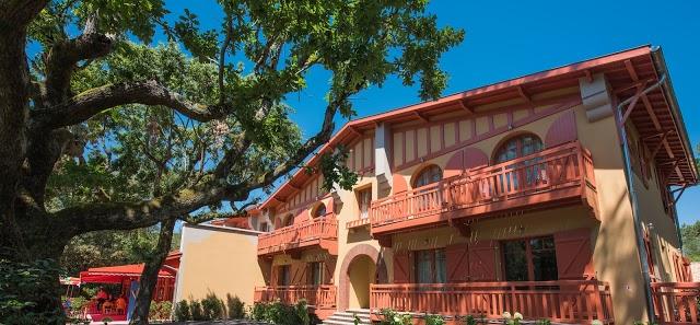 Hotel - Restaurant La Guitoune
