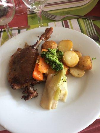 Les Gourmets Hotel Restaurant Traiteur