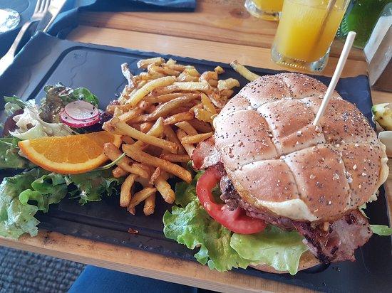 Banana Surf Café