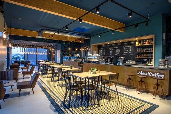 MaxiCoffee Coffee Shop & Store