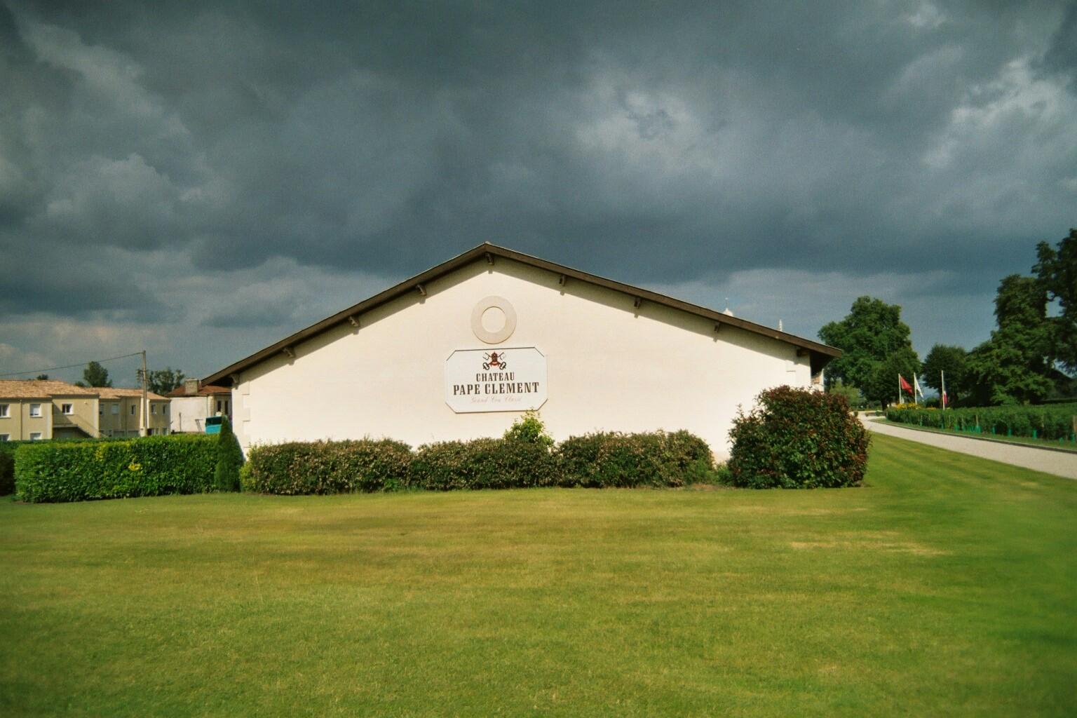 Établissement viticole Château Pape Clément‎