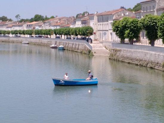 Les Canotiers
