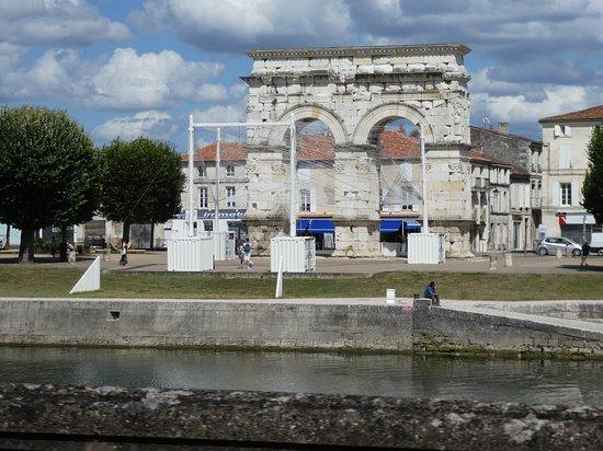 Le petit train de Saintes