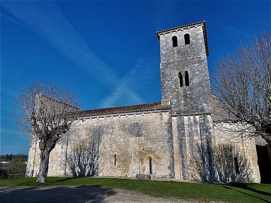 l'église Saint-Jean-Baptiste de Coulgens