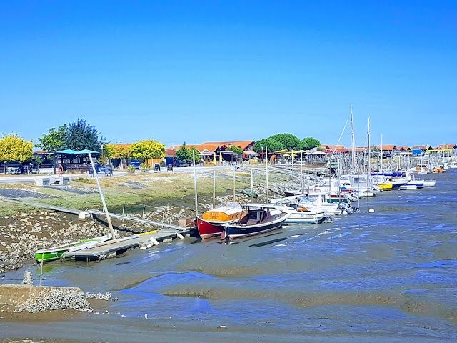 Port de Larros