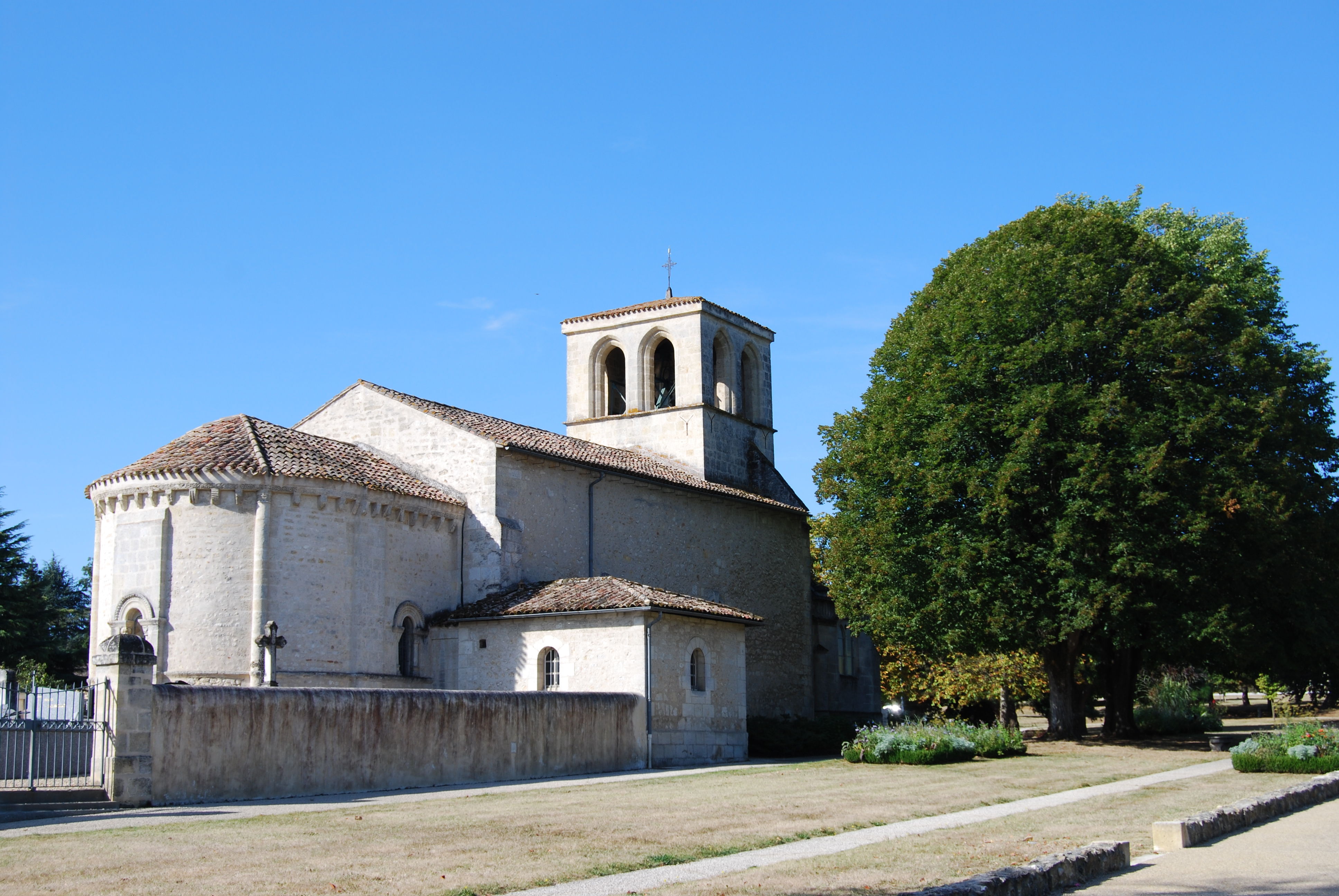 église Saint-Seurin d'Artigues-près-Bordeaux