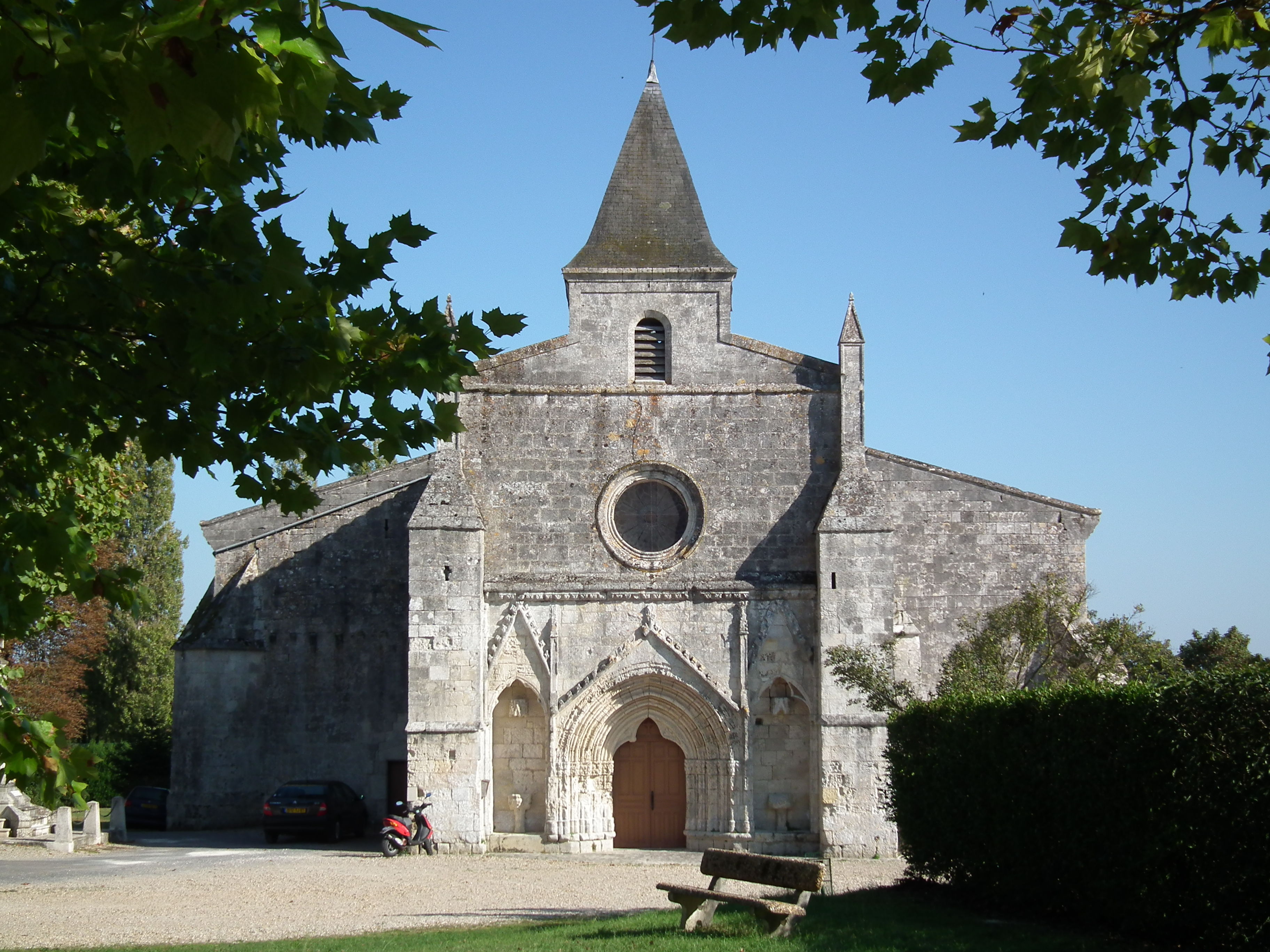 église Saint-Michel d'Ozillac