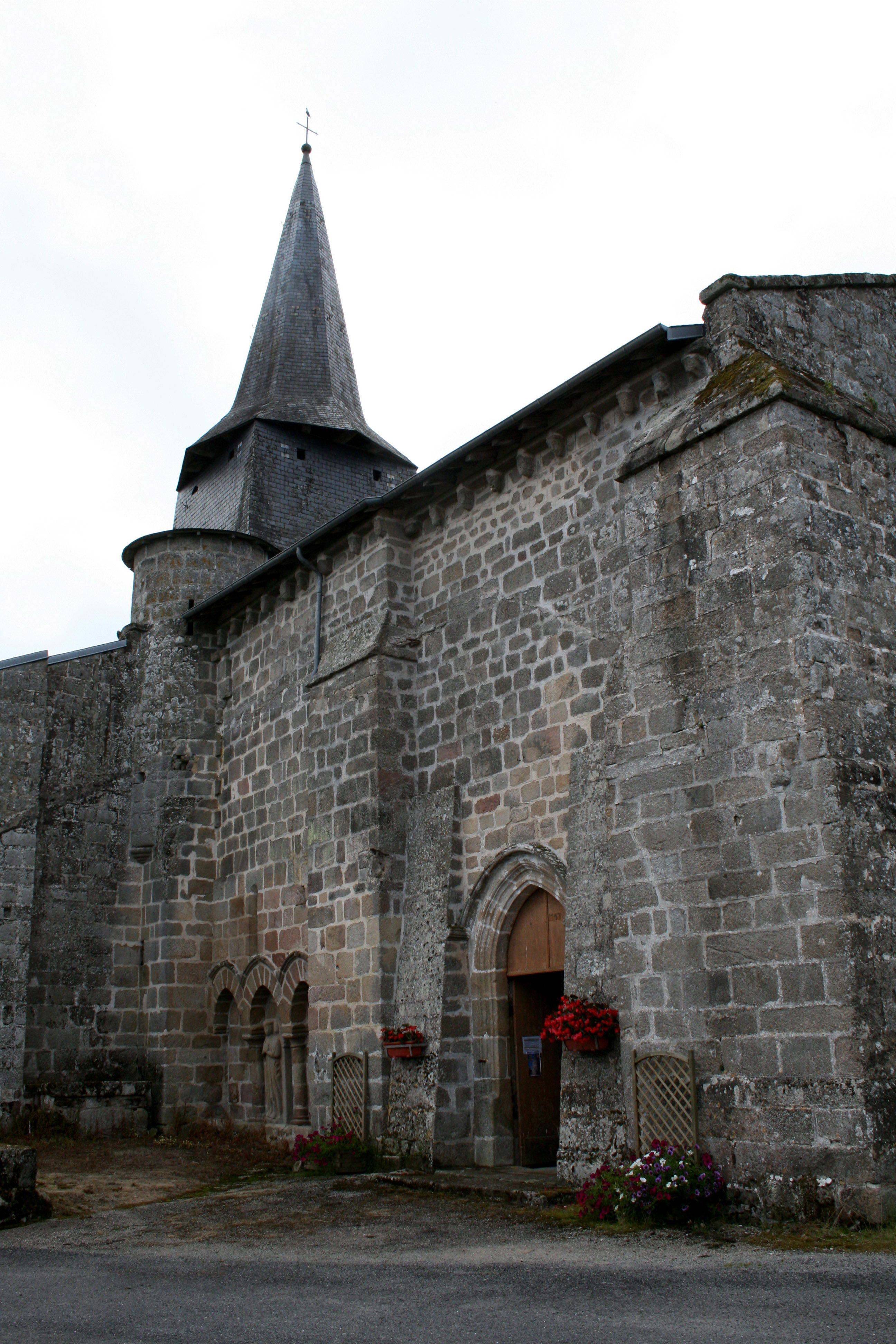 église de la Croix-Glorieuse de Razès