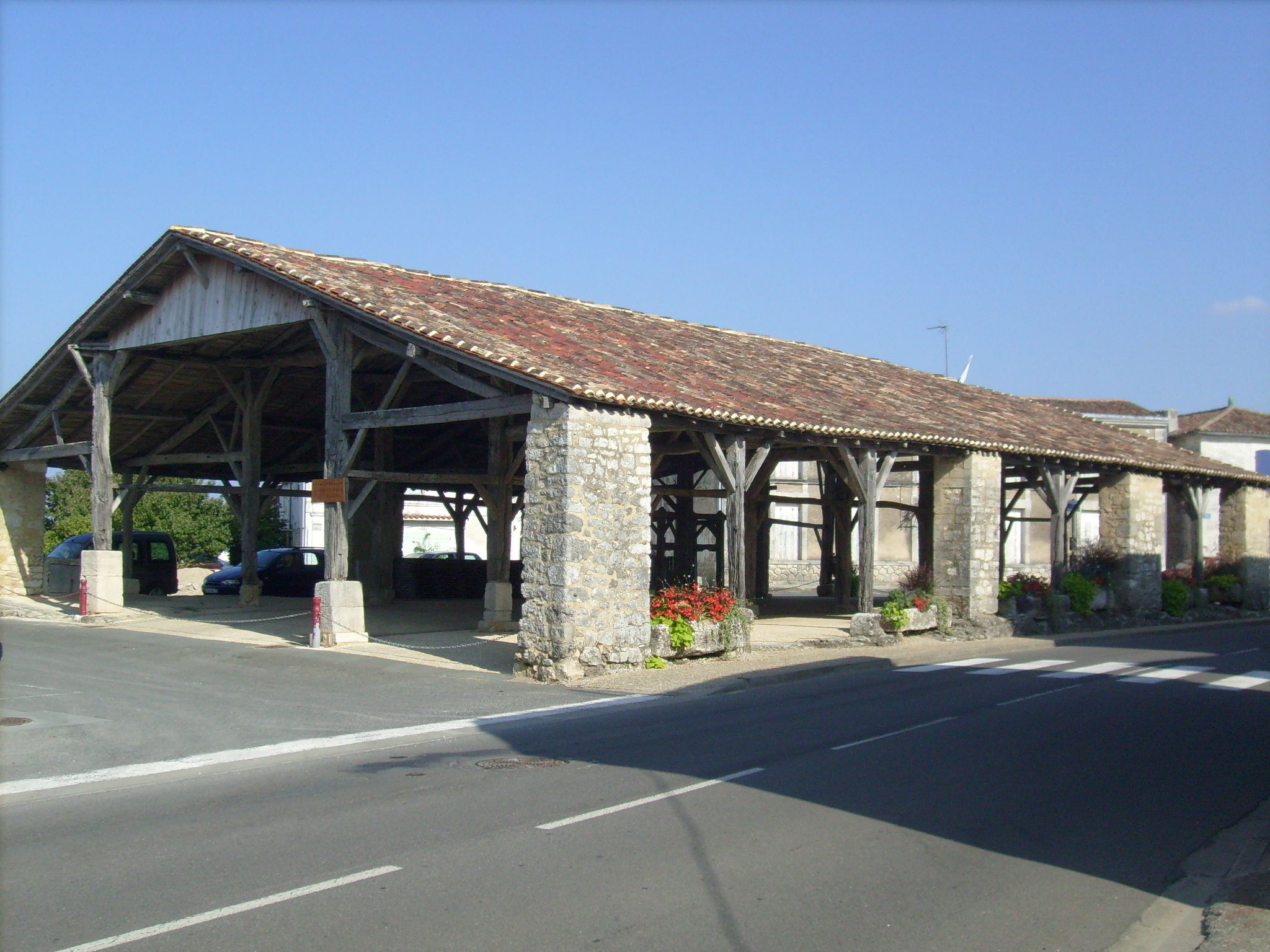 halles de Pisany