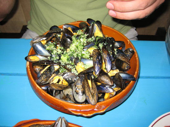 La Cave Aux Moules