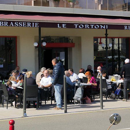 Le Tortoni