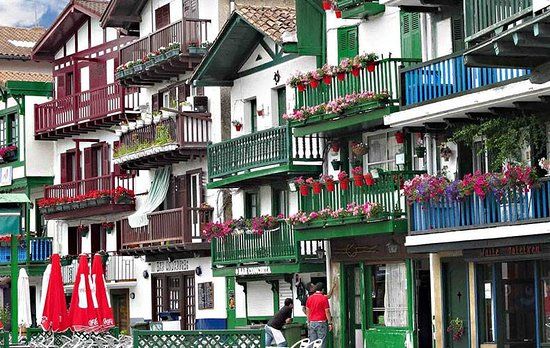 centre historique de Hondarribia