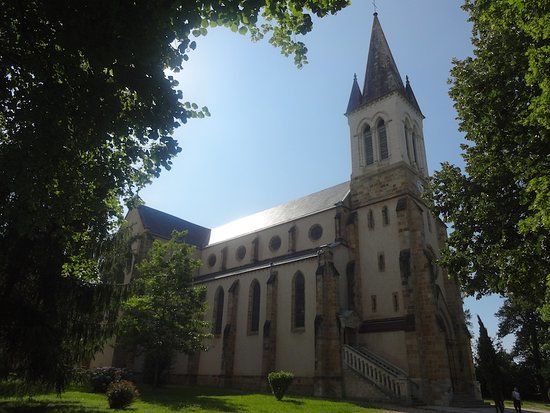 l'église Saint-Vincent d'Ustaritz